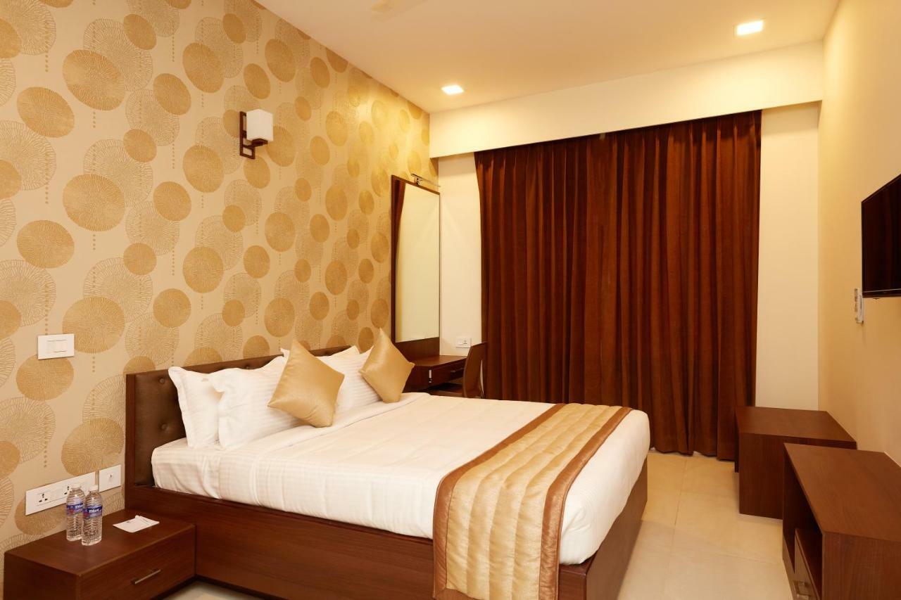 Hotel Kamar Residences And Banquets Τσενάι Εξωτερικό φωτογραφία