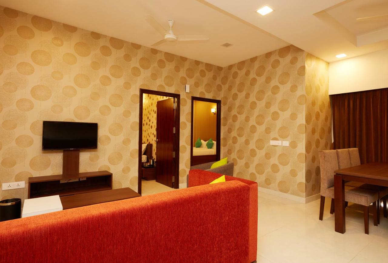 Hotel Kamar Residences And Banquets Τσενάι Εξωτερικό φωτογραφία